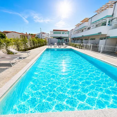 Deluxe Apartment 5 Min To The Sea With Pool, Garden, Parking, Wifi & Car Rent *